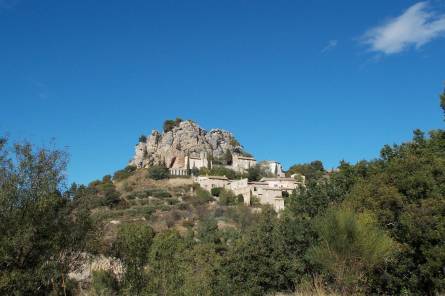 Le village de la Roque-Alric