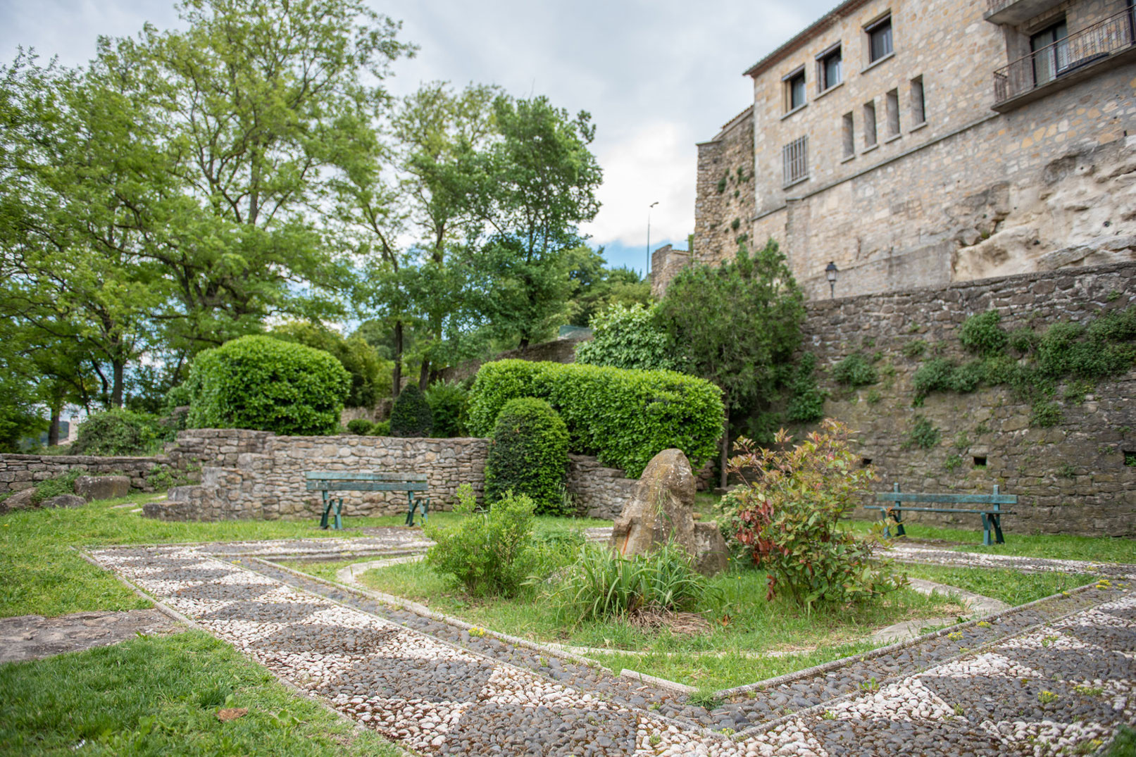 Jardin de la Collegiale de Bollene@ Petitimbert